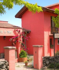 Alternative view of Posada La Masía