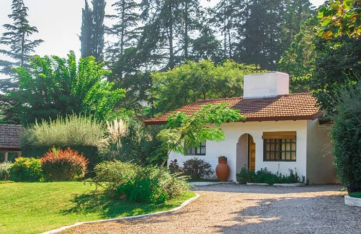 Casas Blancas Cabañas en Villa General Belgrano