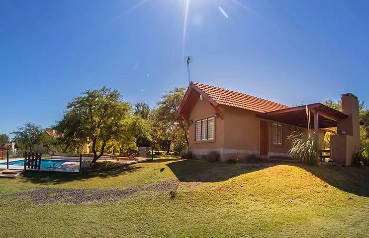 Casas de Campo El Refugio en Villa General Belgrano