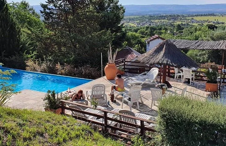 Posada del Halcón Cabañas & Suites en Villa General Belgrano