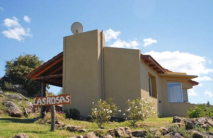 Puerto Luna Cabañas en Villa General Belgrano