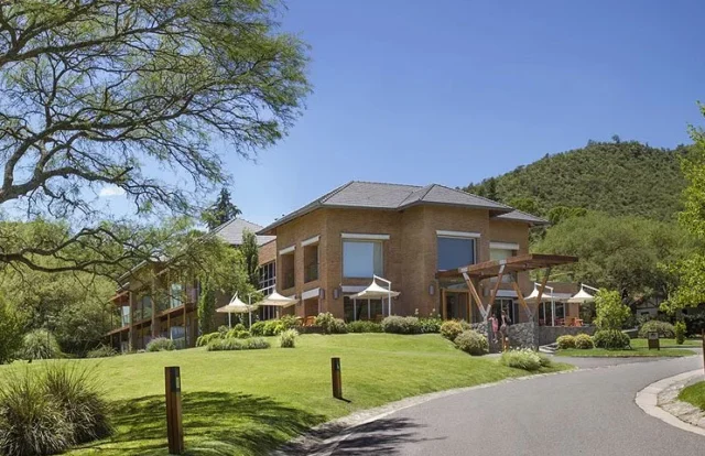 Altos de Belgrano Hotel
