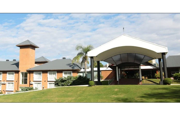 Howard Johnson Hotel  & Spa