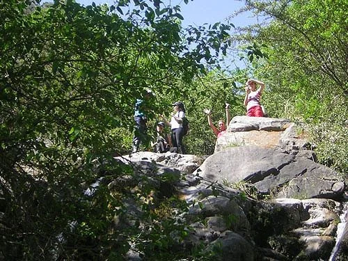 Trekking por el Cordón de las Sierras