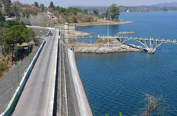 Vuelta Alrededor del Lago